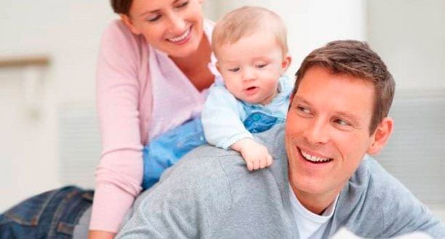 The value of the marriage bond in times of crisis