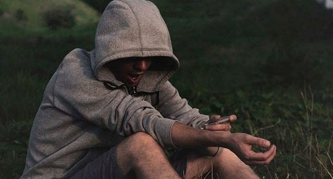 Seeing red about Canada’s inadequate AIDS policy