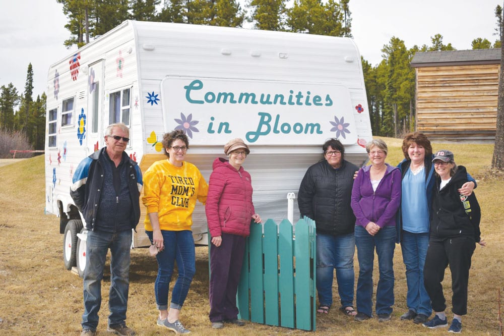 Communities in Bloom Installs First Project of 2021