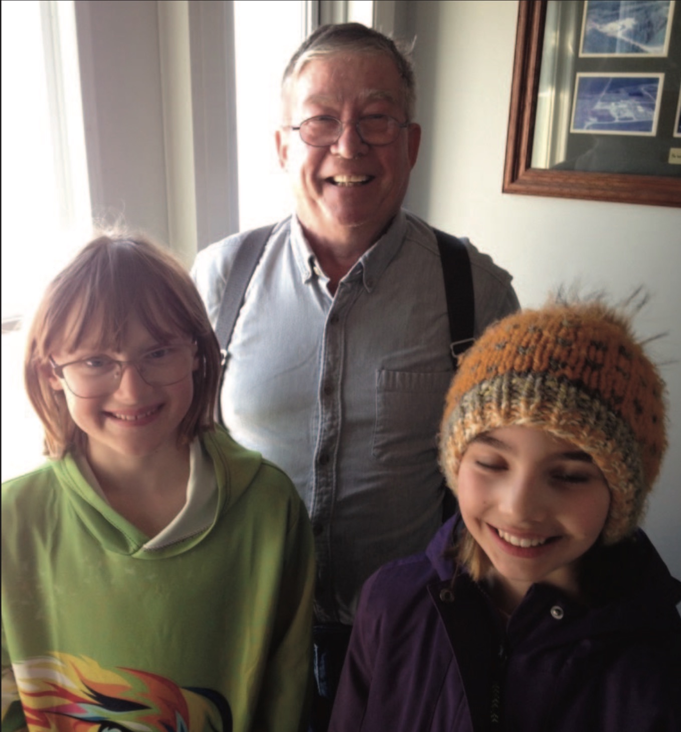 Junior entrepreneurs donate to local charities