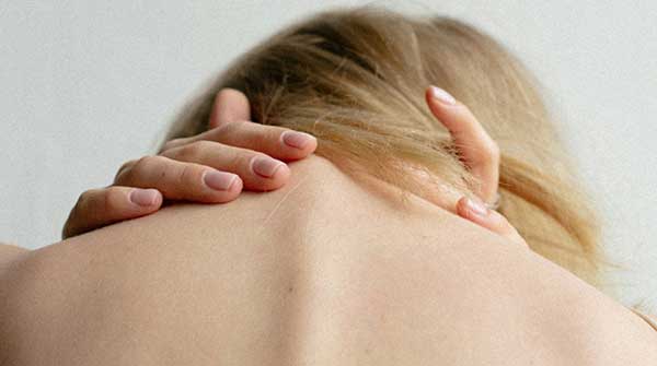 Men and women experience chronic pain differently